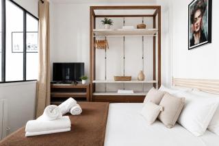 TheBlueStay 350 - Stunning Apt in République - 3