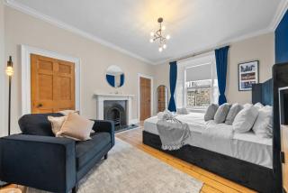 Castle Terrace Stylish Victorian Townhouse in the Heart of Stirling - 5