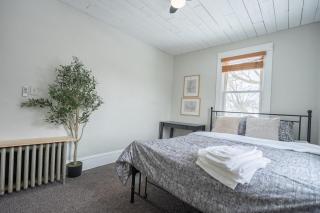 3 bedrooms with parking near NE Arts District, 15min to NSC and US Bank Stadium - 1