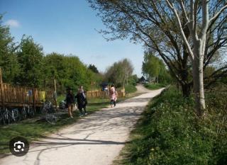 Sleeps 4 Luxury Shepards Hut Cotswolds Stratford upon Avon - 8