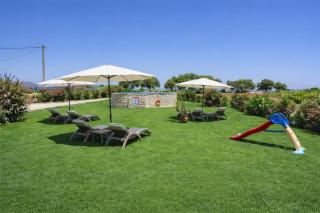 New Beachfront villa Six Stars in Chania,close to the beach & amenities - 3