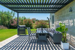 New Beachfront villa Six Stars in Chania,close to the beach & amenities - 1