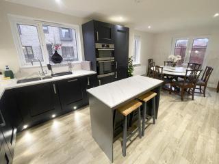 Brand New Executive House nr Science Parks - 0