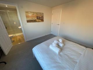 Brand New Executive House nr Science Parks - 2