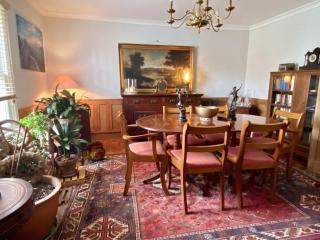 Georgian home in village setting with fireplace - 6