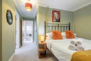 Stylish Central 3 bed Apartment with Parking - Cambridge - 9