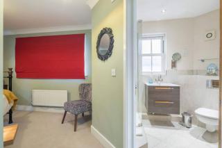 Stylish Central 3 bed Apartment with Parking - Cambridge - 1