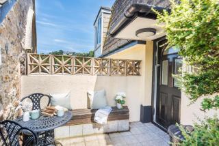 Flat 3 West Quay House - 2