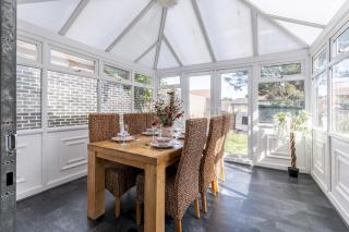 4-Bedroom Home Sleeps 10 Parking Garden - Pass the Keys - 7