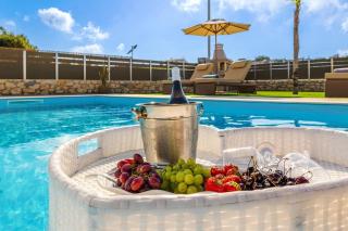 Diamonds Luxury Villas - 4