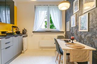 Koszalińska Comfort Stay Apartment by BookingHost - 1