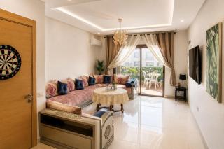 Appartement Premium Vue sur piscine & Jardin Privé - 8