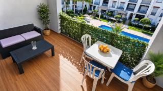 Appartement Premium Vue sur piscine & Jardin Privé - 1