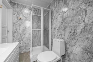 Nice cozy room 15 minutes to Gardermoen airport - 2