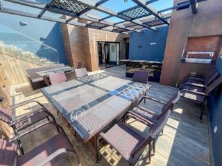 Equipetrol Suite Pool & Views - 3