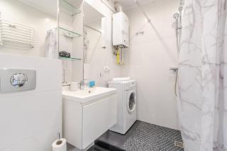 Zawodzie Homely Apartment by BookingHost - 3