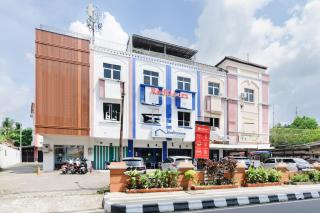 RedDoorz near Palembang Square Mall 2 - 0