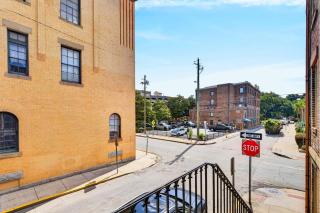23 E York Street Unit 1 - 7