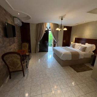 Cosy Urban Retreat Douala - 4
