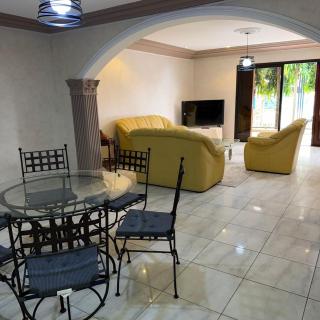 Cosy Urban Retreat Douala - 1