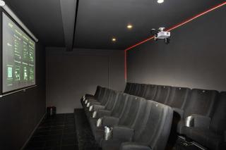 Belmonte Whirlpool-Sauna-Billard-Kicker-Kino - 8