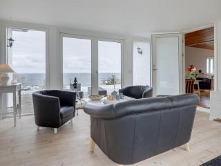 Holiday Home Ensio - 150m from the sea by Interhome - 2