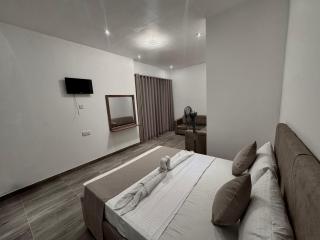 Avalong Bungalow - 3