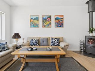 Apartment Dagne - 400m from the sea by Interhome - 8