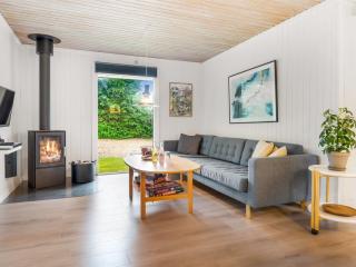 Holiday Home Soraya - 700m to the fjord by Interhome - 7
