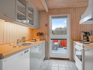 Holiday Home Anneke - 2km from the sea by Interhome - 3