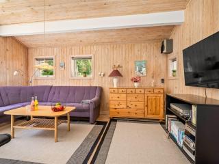 Holiday Home Anneke - 2km from the sea by Interhome - 1