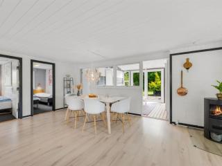 Holiday Home Kjartan - 32m to the fjord by Interhome - 2