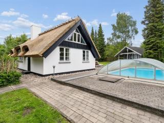 Holiday Home Emanuela - 800m from the sea by Interhome - 0