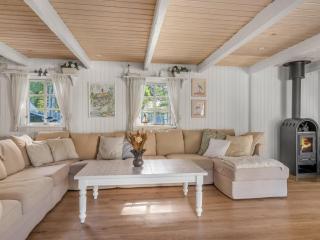 Holiday Home Gunnulf - 750m from the sea by Interhome - 1