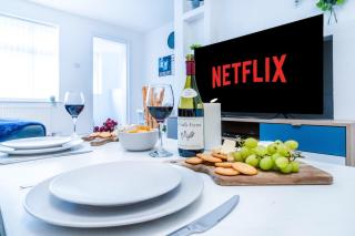 Relaxing 3BR Home , Ideal for Families & Contractors , Parking & High-Speed Wi-Fi - 6