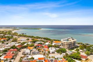 2 BR Oceanview Condo Coral Shell 3e - 1