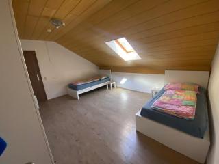 Wohnung mit 3 Schlafzimmern, Balkon, Waschmaschine - 1