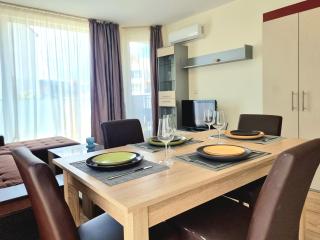 Nessebar Cozy Apartament - 6