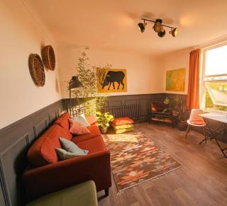 The Scholars Retreat Stylish City Centre 1 Bed - 0