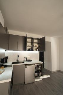 Luma Balcony Apartment - 2