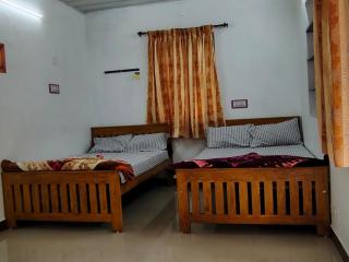 S K S HOME STAYs - 6