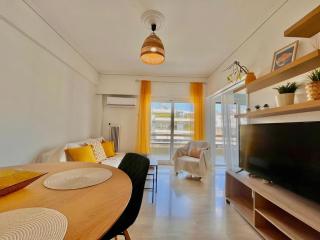 Colorful 1BR AC wi-fi Apt in the Athens Riviera - 9