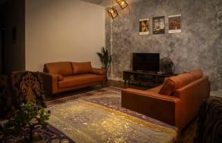 Industrial Brown RetailHouse -Homestay Bukit Beruntung - 0