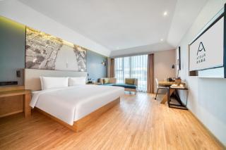Atour Hotel Canal Hangzhou - 9