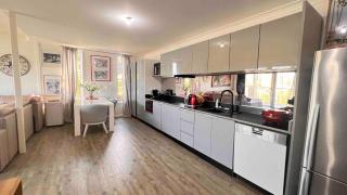 2 bedroom GRANNY FLAT PET-friendly Car WATER Views - 4