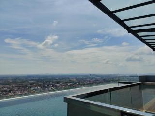 Infinity Pool Seaview Malacca 2-6 pax 5minJonker - 5