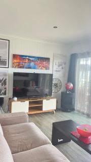 2 bedroom GRANNY FLAT PET-friendly Car WATER Views - 6