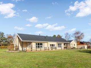 Holiday Home Tjorven - 400m from the sea by Interhome - 6