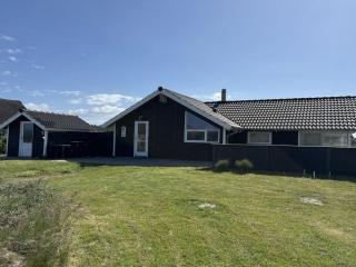 Holiday Home Bryngeir - 100m from the sea by Interhome - 6