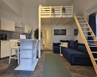 Modernes Tiny City House - 3 Apartments - 6
